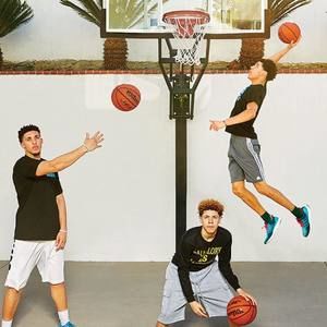 Meet your Posher, Kennedy